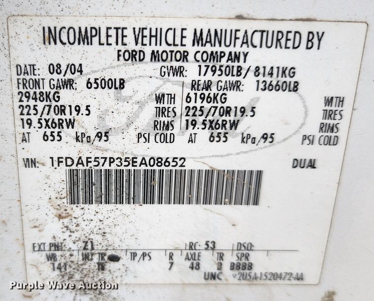 image for item KT9779 2005 Ford F550 Super Duty  flatbed truck