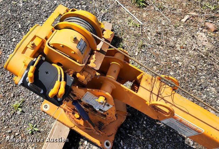 image for item KT9804 Auto Crane 2003  crane