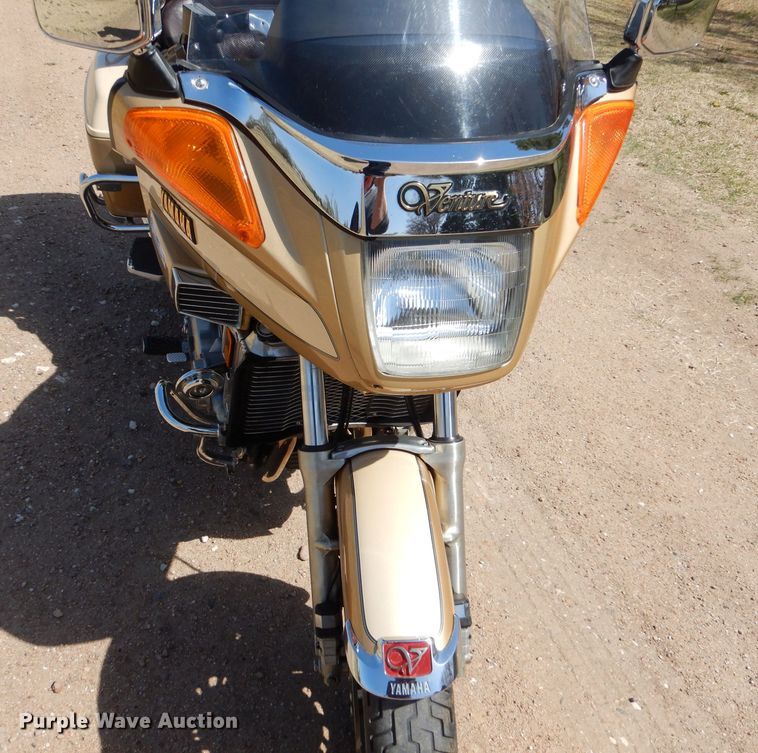 image for item LJ9973 1987 Yamaha Venture Royale  motorcycle