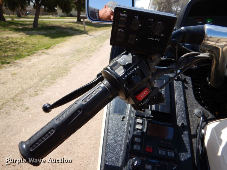 image for item LJ9973 1987 Yamaha Venture Royale  motorcycle