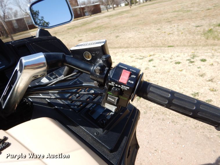 image for item LJ9973 1987 Yamaha Venture Royale  motorcycle