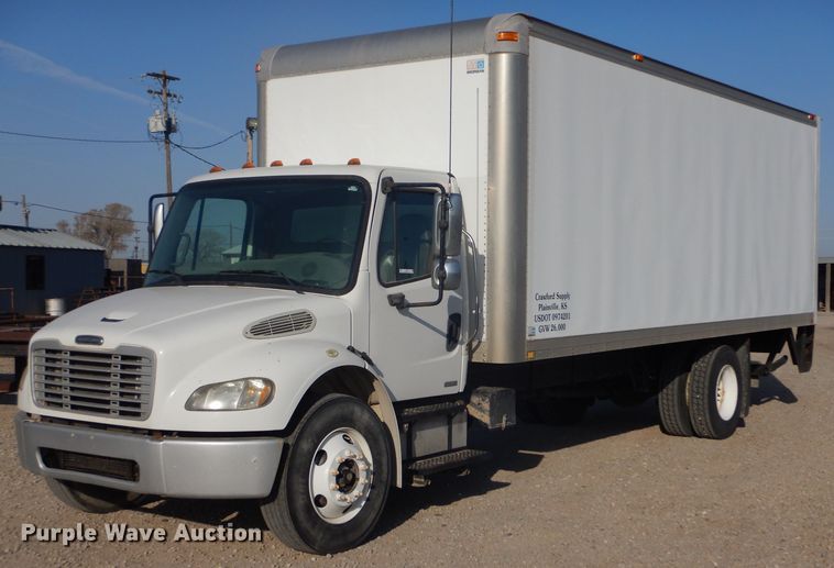 image for item LJ9974 2007 Freightliner Business Class M2  box truck