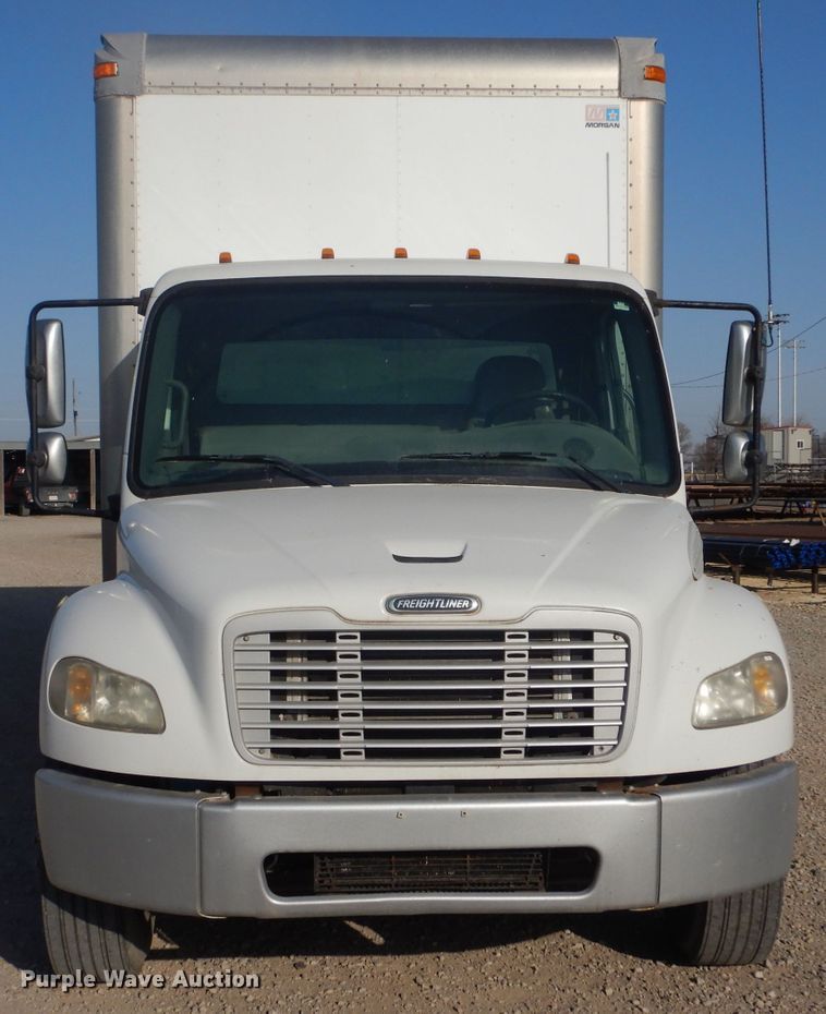 image for item LJ9974 2007 Freightliner Business Class M2  box truck