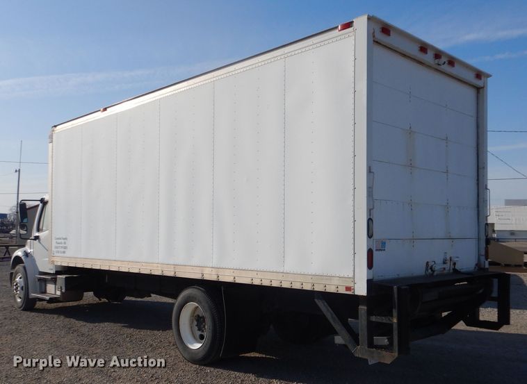 image for item LJ9974 2007 Freightliner Business Class M2  box truck