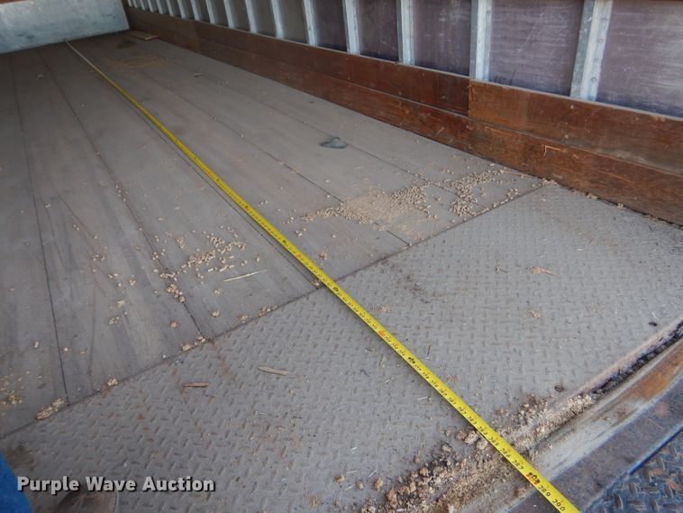 image for item LJ9974 2007 Freightliner Business Class M2  box truck