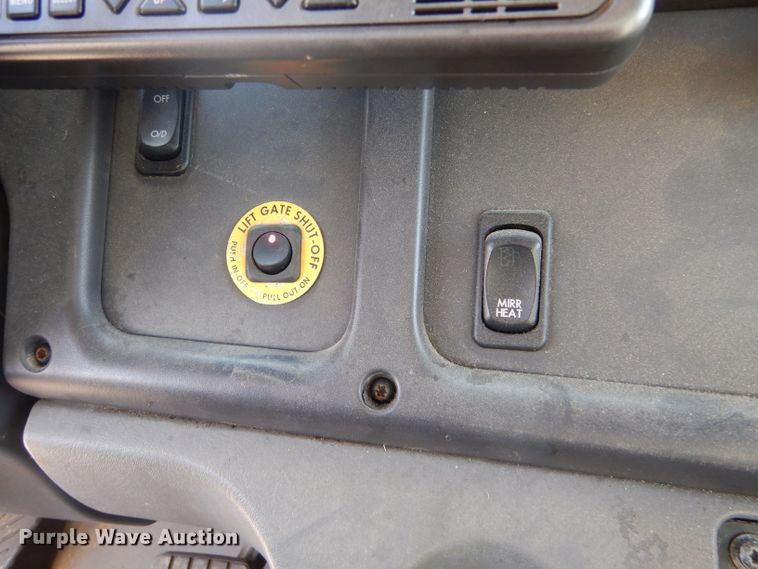 image for item LJ9974 2007 Freightliner Business Class M2  box truck