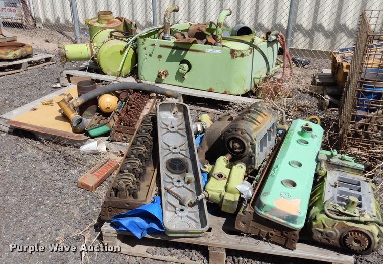 image for item LT9795 Detroit Diesel engine