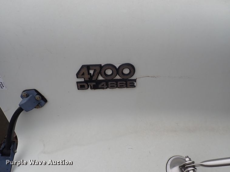 image for item MA9557 International 4700  hood