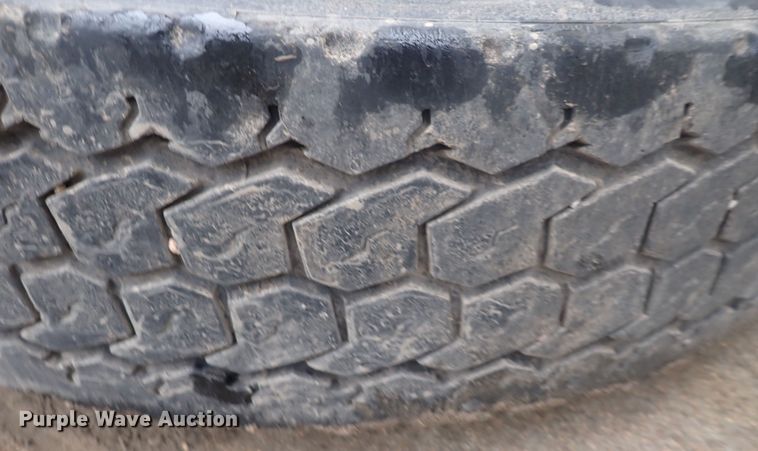 image for item MA9564 (8) 11R22.5 tires