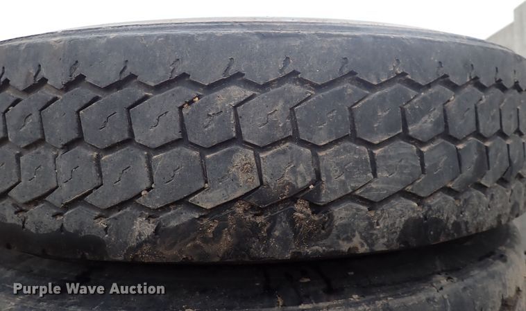 image for item MA9564 (8) 11R22.5 tires