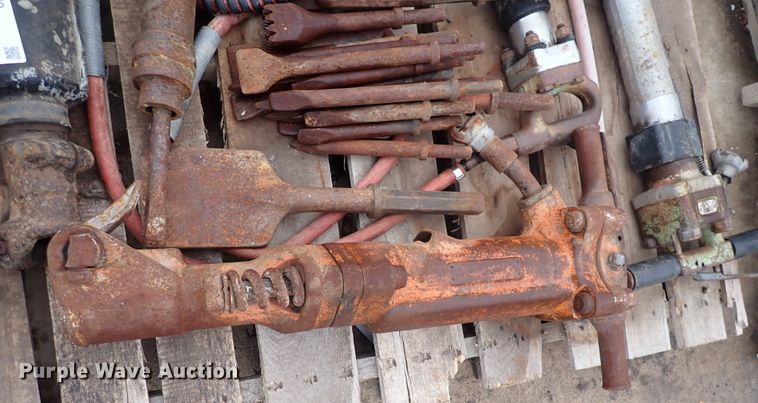 image for item MA9570 (6) pneumatic breakers