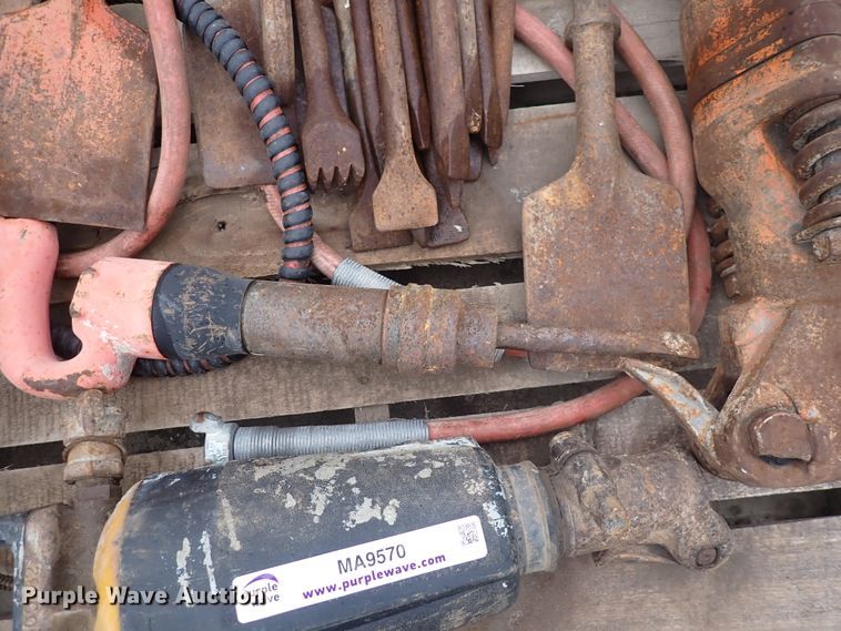 image for item MA9570 (6) pneumatic breakers