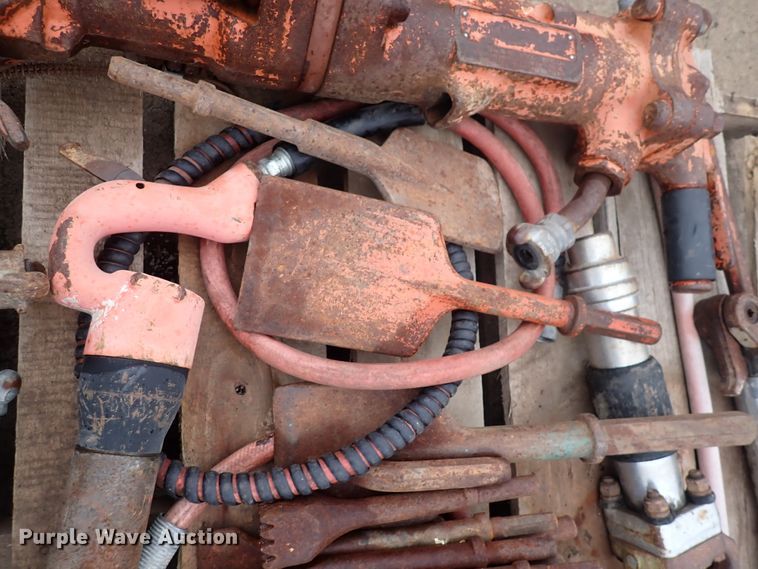 image for item MA9570 (6) pneumatic breakers