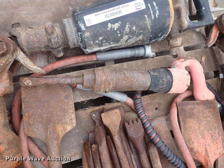 image for item MA9570 (6) pneumatic breakers