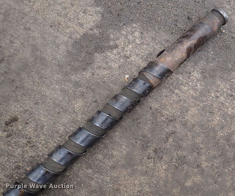 image for item MA9573 Multiquip  concrete vibrator