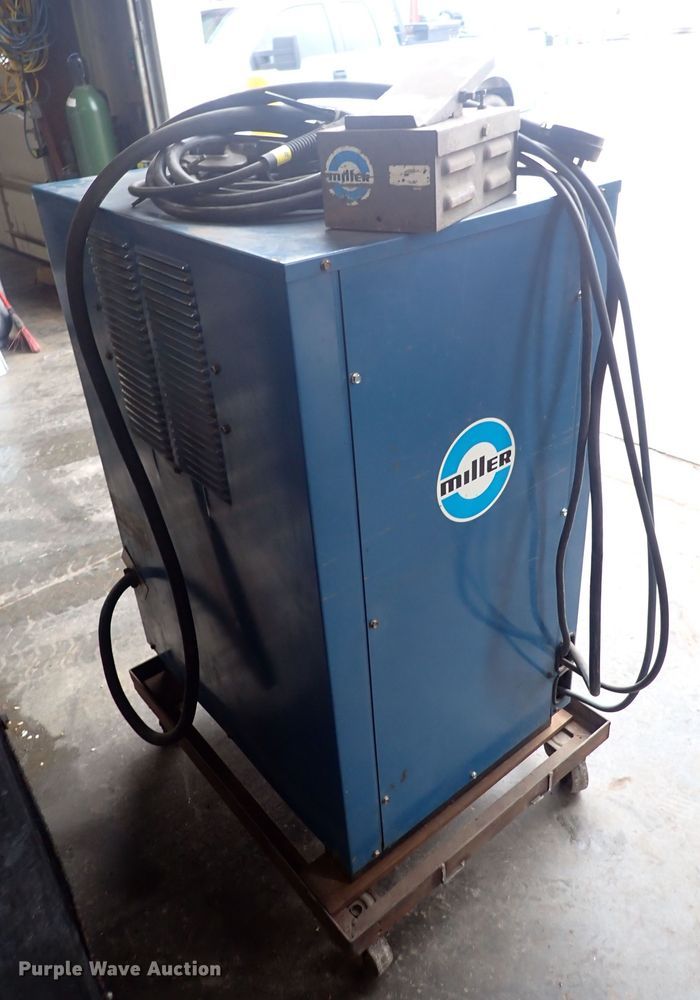 image for item MA9576 Miller Synchrowave 300  welder