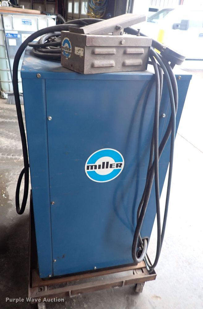image for item MA9576 Miller Synchrowave 300  welder