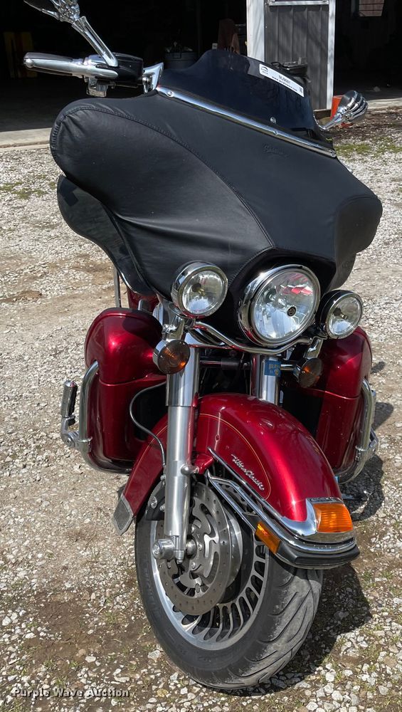 image for item MJ9601 2012 Harley Davidson Electra Glide Ultra Classic 103  motorcycle