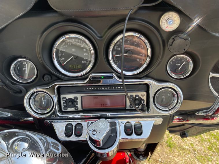 image for item MJ9601 2012 Harley Davidson Electra Glide Ultra Classic 103  motorcycle