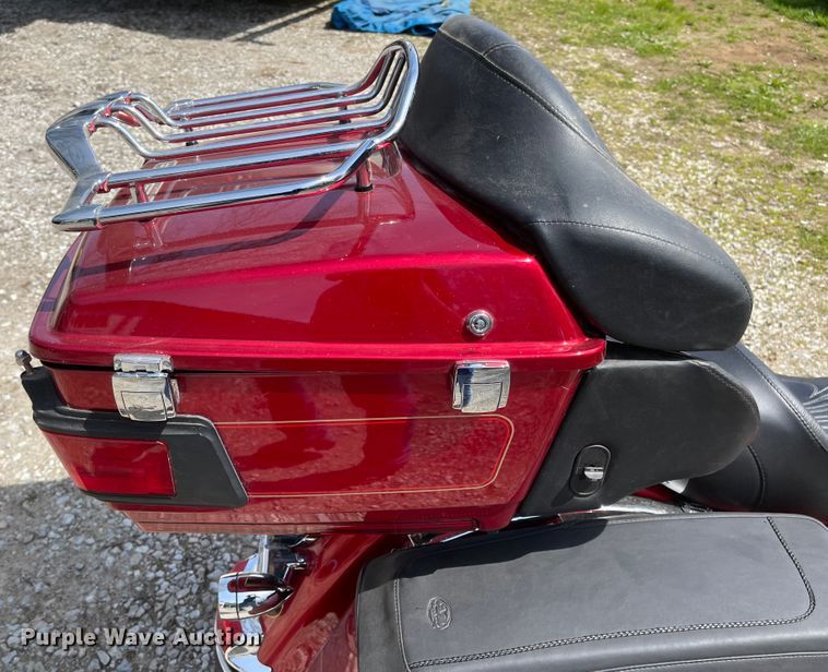 image for item MJ9601 2012 Harley Davidson Electra Glide Ultra Classic 103  motorcycle