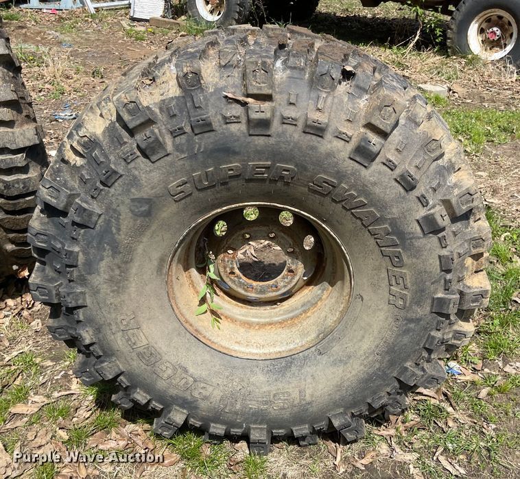 image for item MJ9602 TSL Bogger Super Swamper tires