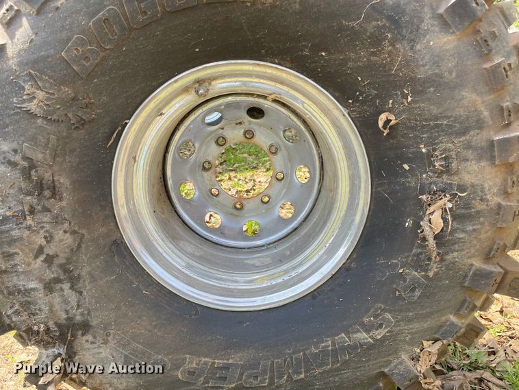 image for item MJ9602 TSL Bogger Super Swamper tires