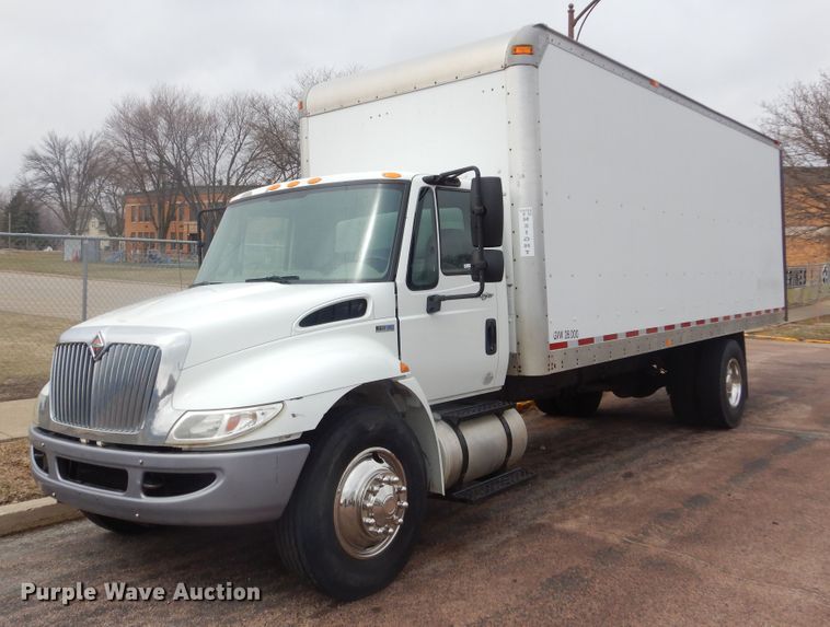 image for item MX9990 2013 International Dura Star 4300  box truck