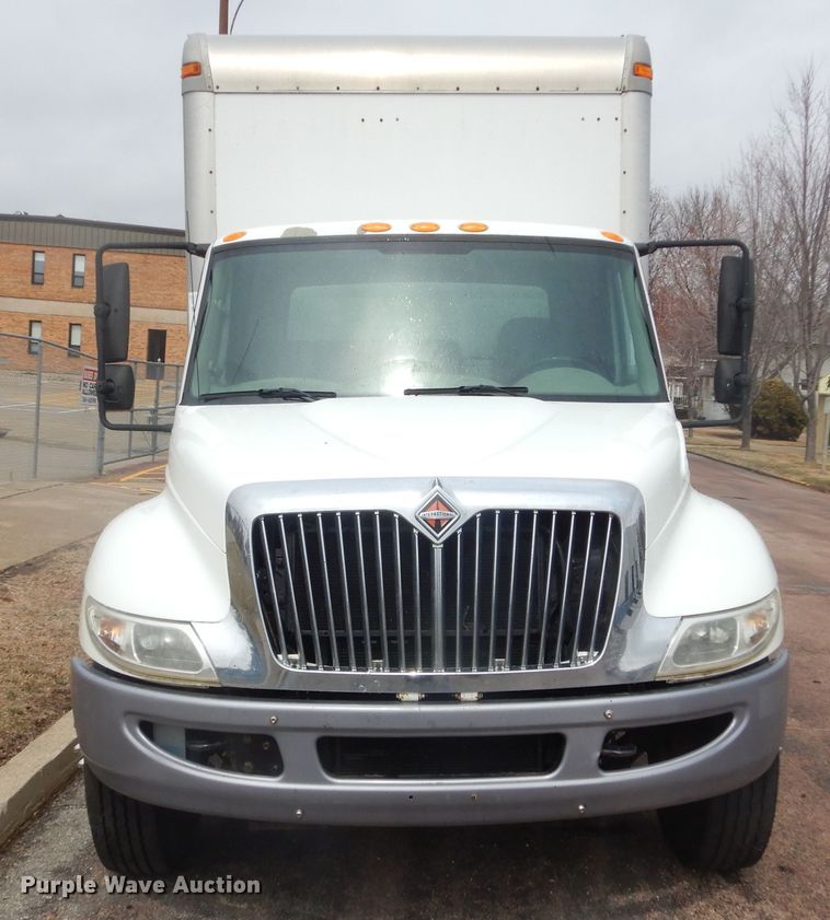 image for item MX9990 2013 International Dura Star 4300  box truck