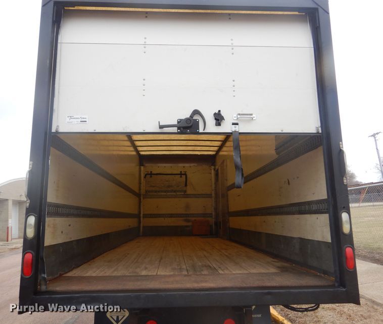 image for item MX9990 2013 International Dura Star 4300  box truck