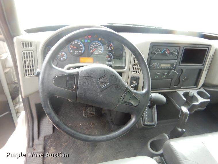 image for item MX9990 2013 International Dura Star 4300  box truck