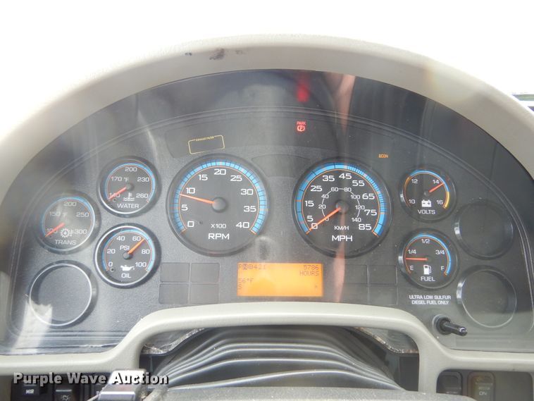 image for item MX9990 2013 International Dura Star 4300  box truck