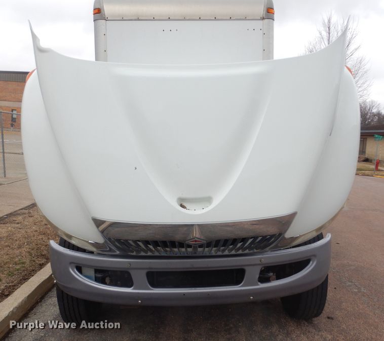 image for item MX9990 2013 International Dura Star 4300  box truck