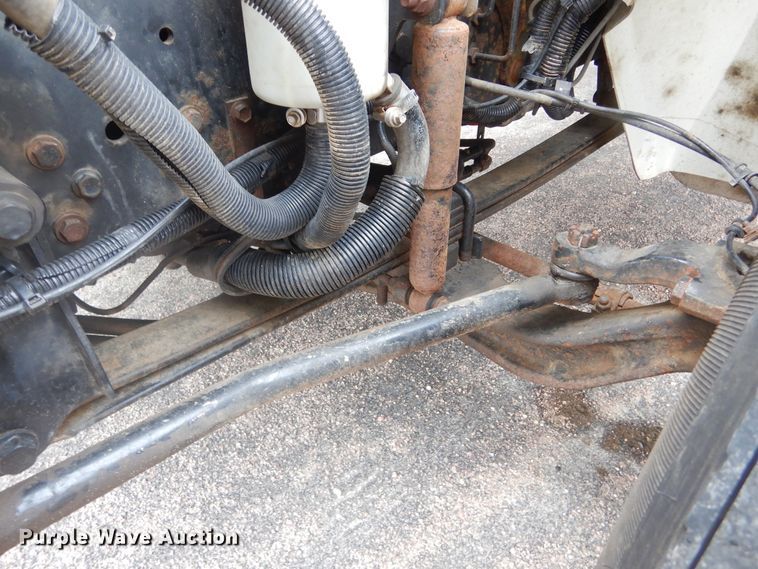 image for item MX9990 2013 International Dura Star 4300  box truck