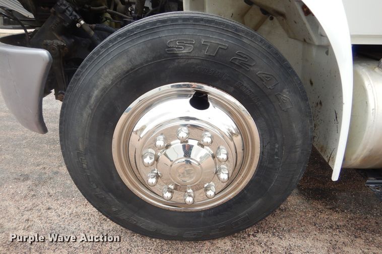 image for item MX9990 2013 International Dura Star 4300  box truck