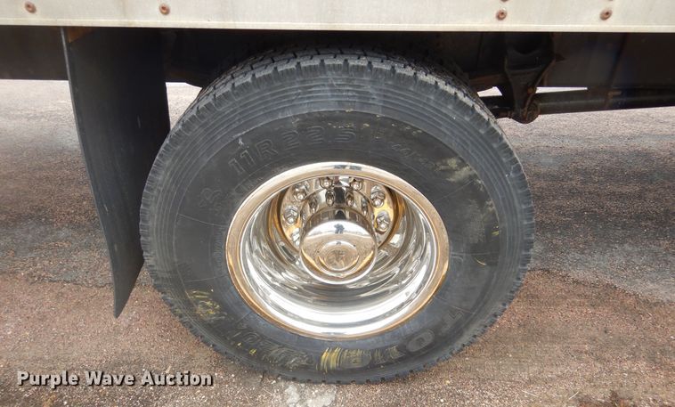 image for item MX9990 2013 International Dura Star 4300  box truck