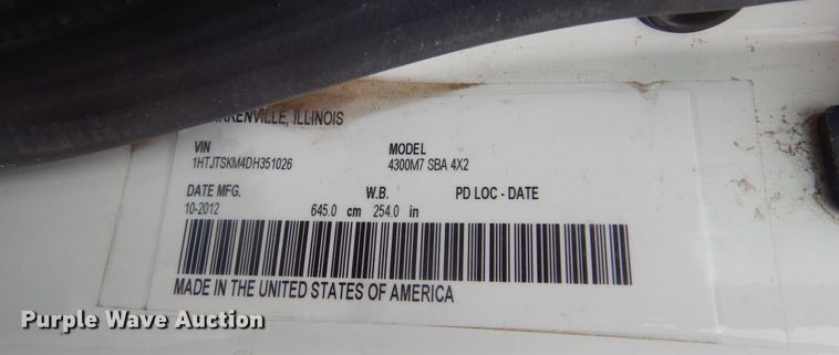 image for item MX9990 2013 International Dura Star 4300  box truck