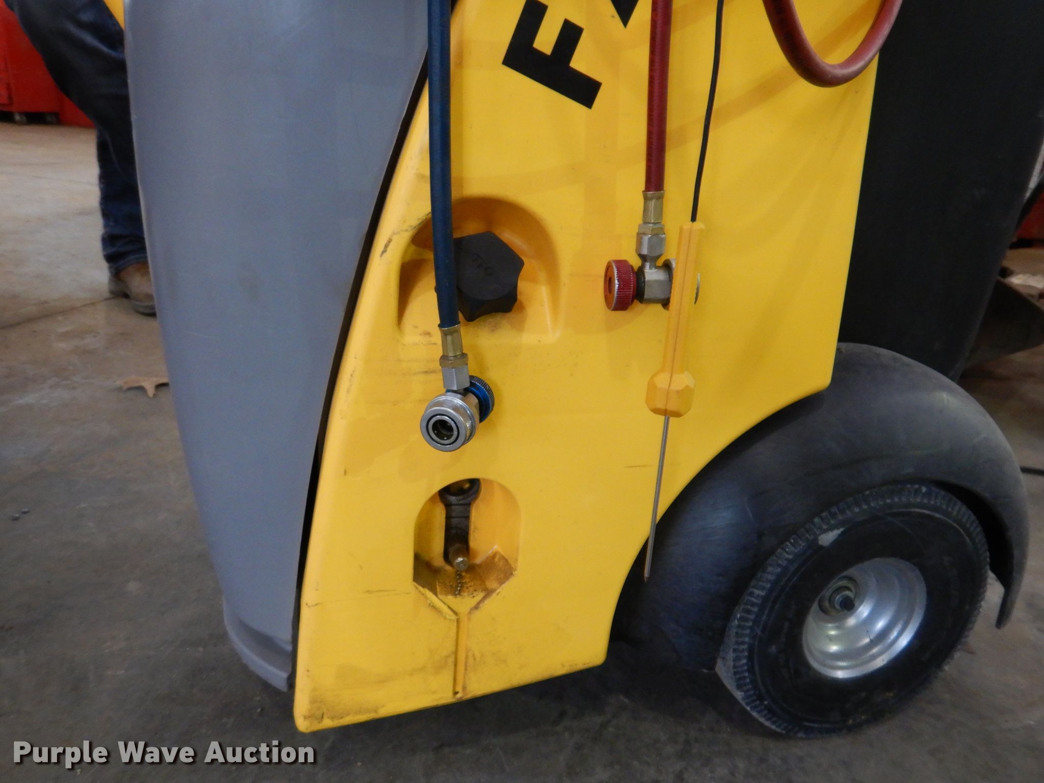 CPS FX3030 refrigerant recycler in Ottumwa, IA Item JK9400 sold