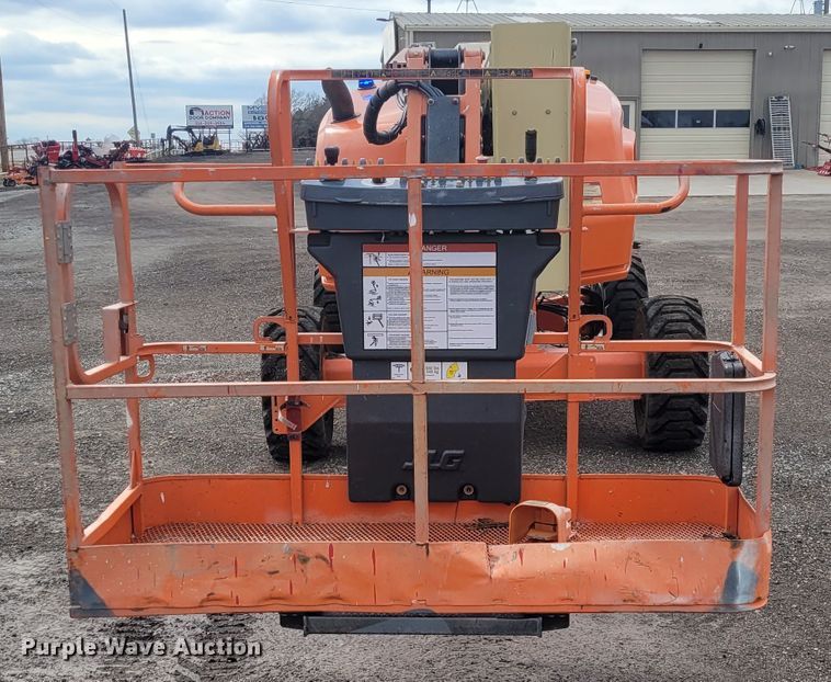 image for item BY9483 2015 JLG 450AJ  boom lift