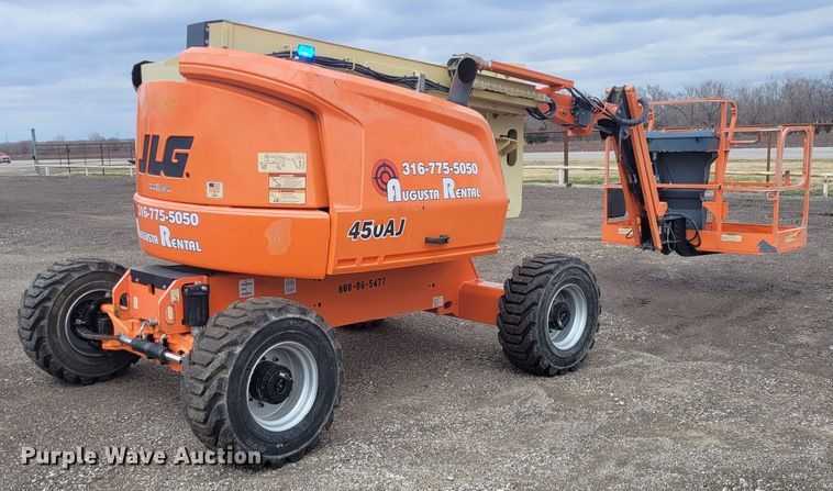 image for item BY9483 2015 JLG 450AJ  boom lift