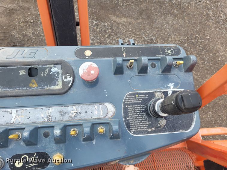 image for item BY9483 2015 JLG 450AJ  boom lift