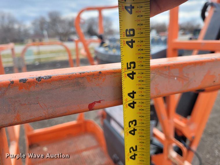 image for item BY9483 2015 JLG 450AJ  boom lift