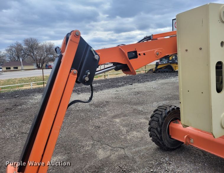 image for item BY9483 2015 JLG 450AJ  boom lift