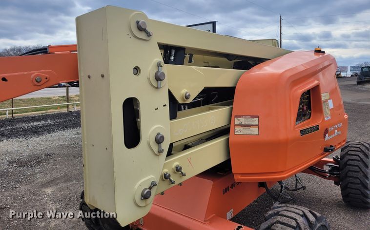 image for item BY9483 2015 JLG 450AJ  boom lift