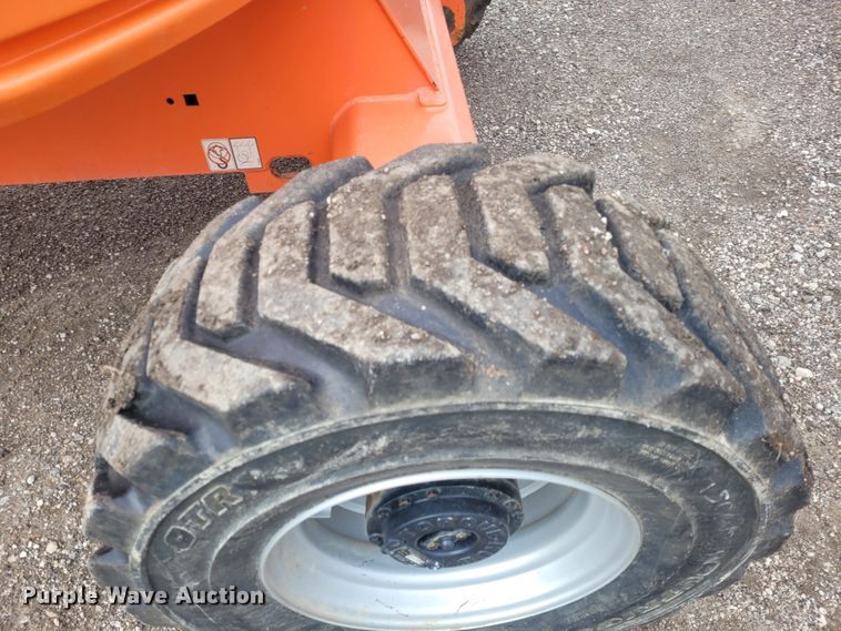 image for item BY9483 2015 JLG 450AJ  boom lift