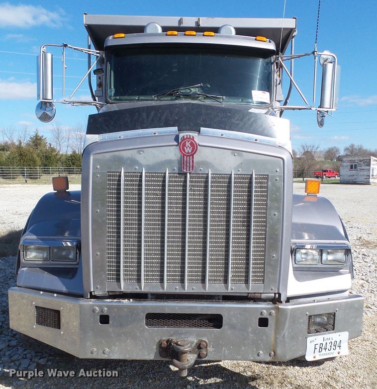 image for item DA7208 2005 Kenworth T800  dump truck