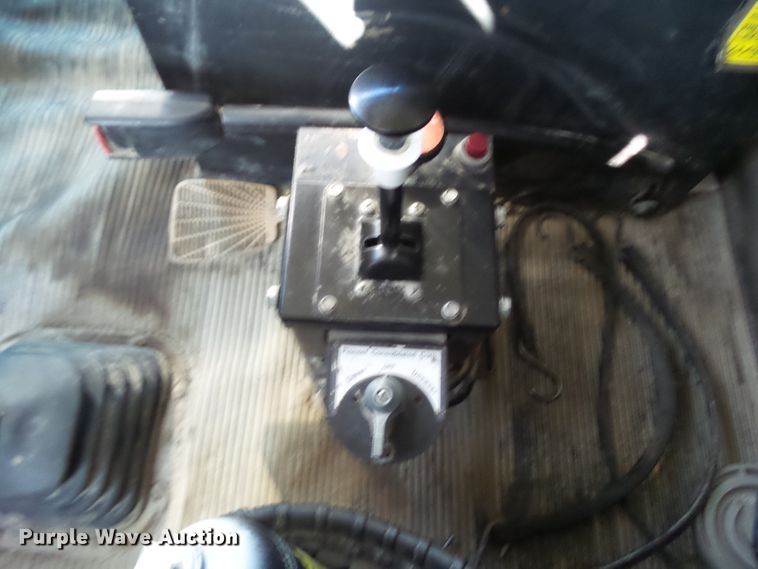 image for item DA7208 2005 Kenworth T800  dump truck