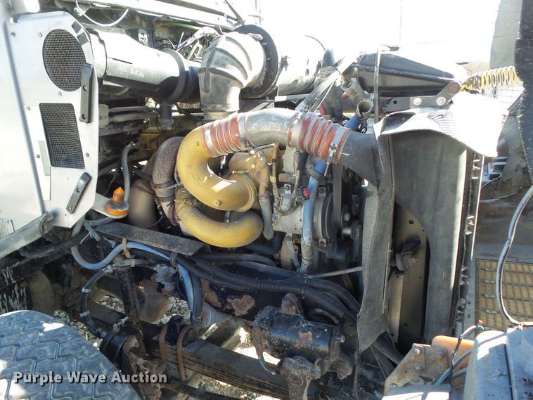 image for item DA7208 2005 Kenworth T800  dump truck