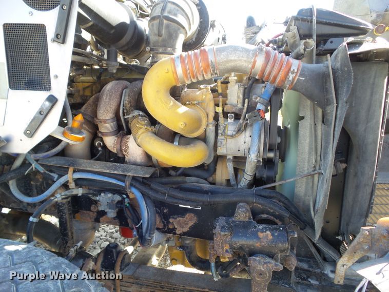 image for item DA7208 2005 Kenworth T800  dump truck