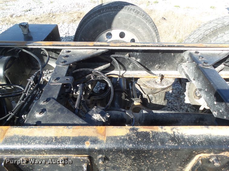 image for item DA7208 2005 Kenworth T800  dump truck