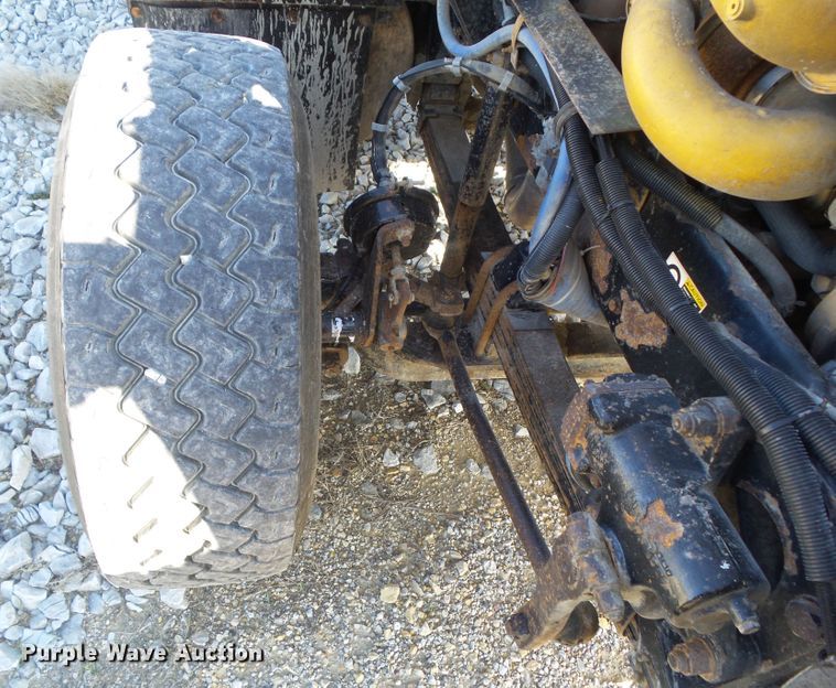 image for item DA7208 2005 Kenworth T800  dump truck